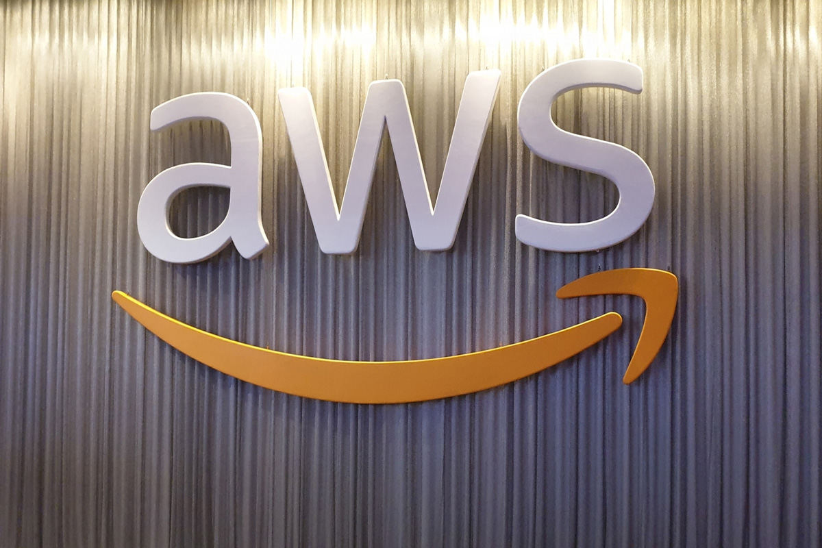 Amazon AWS